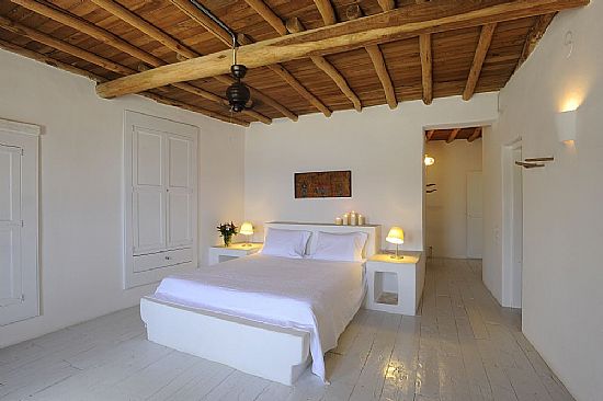 Mykonos Villas - Luxury Villa Myrtia