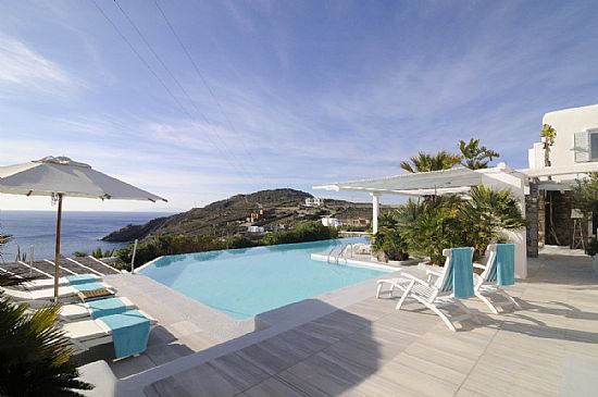 Mykonos Villas - Villa Iphegenia