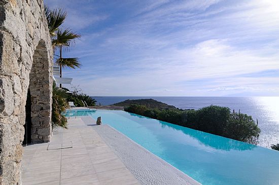 Mykonos Villas - Villa Iphegenia