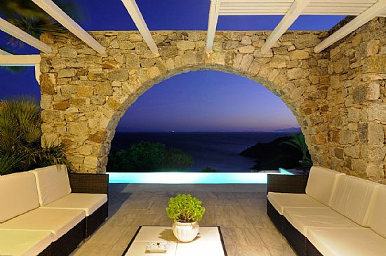 Mykonos Villas - Villa Iphegenia