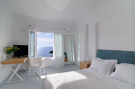 Mykonos Villas - Villa Iphegenia